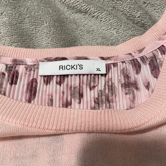 Ricki's Sweaters - Fooler sweater